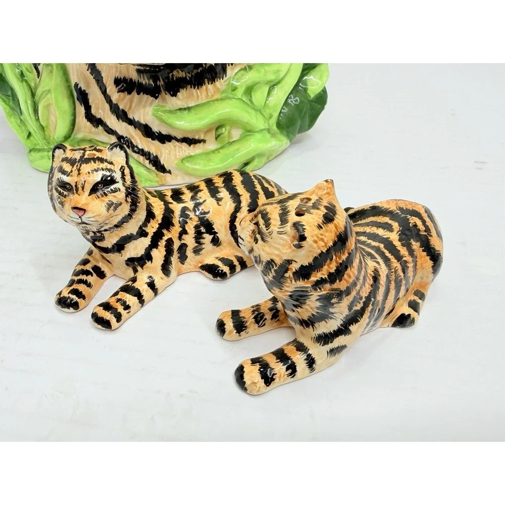 Rare! 1998 Tone World Tiger Cookie Jar w/ Matching Salt Pepper Shakers 3 Pc Set